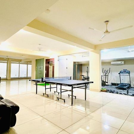 Bluo Studio1 Golf Course Road, Gym, Balcony Garden Gurgaon Exterior foto