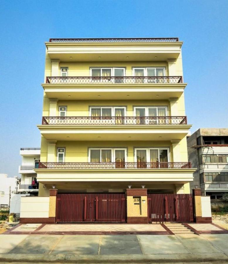 Bluo Studio1 Golf Course Road, Gym, Balcony Garden Gurgaon Exterior foto